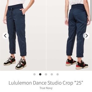 lululemon dance studio jogger crop 25” sz 4
